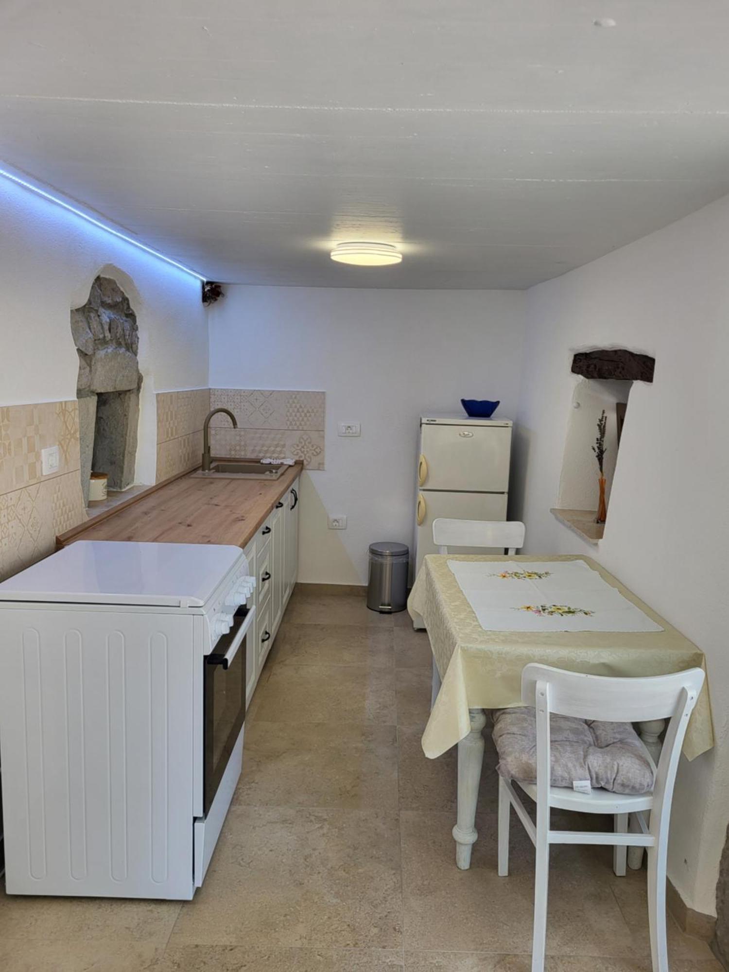 Apartman Studio Baladur Roc Экстерьер фото